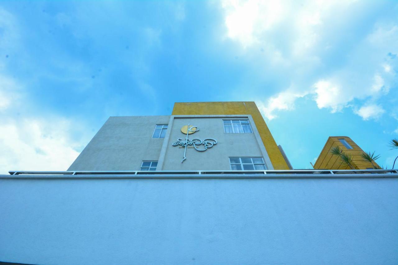 Kethumathee Hotel & Banquet Ratnapura Exterior photo